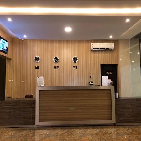 Collection O 90746 Kirei Hotel Bantaeng Exterior foto