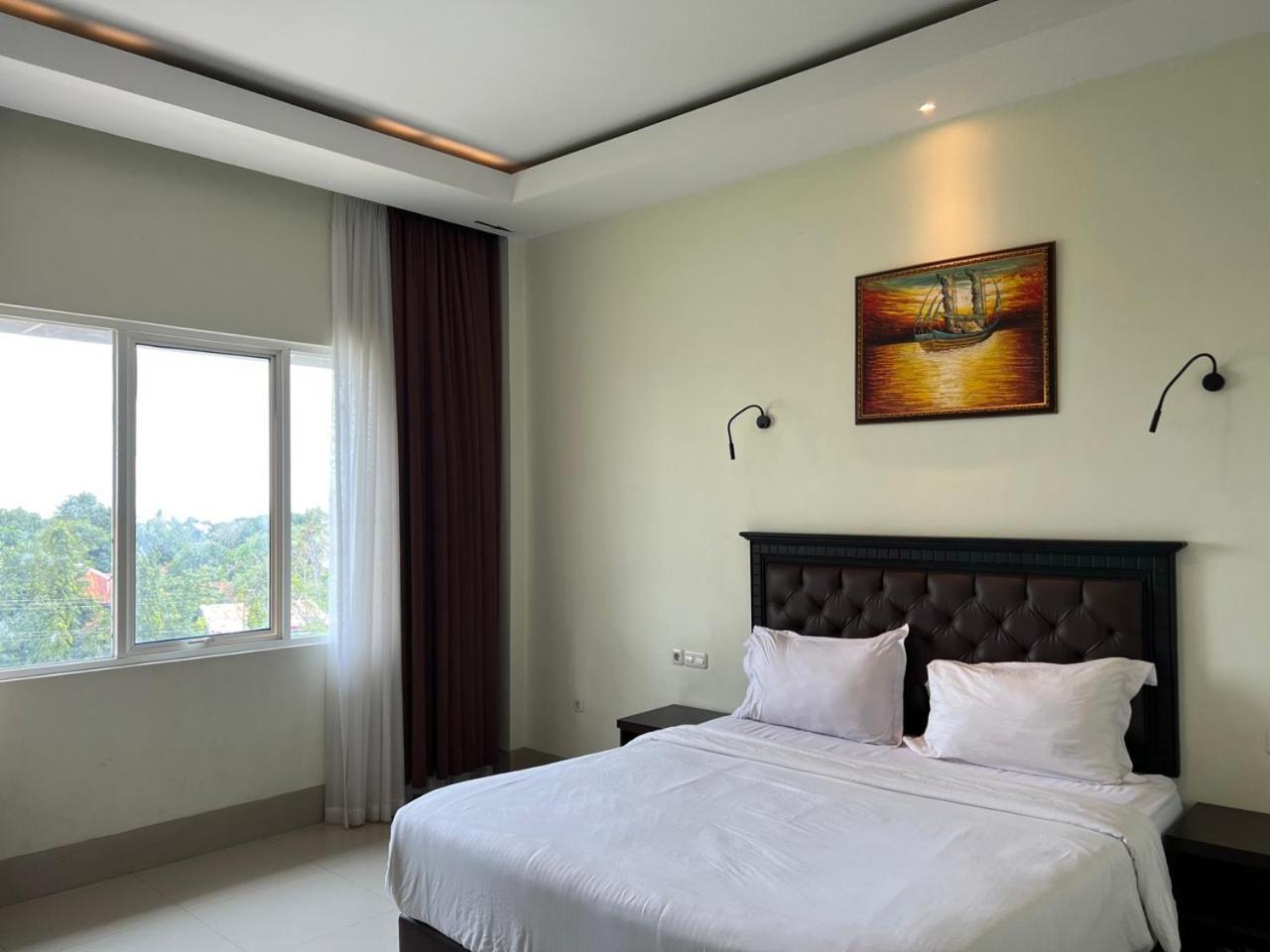 Collection O 90746 Kirei Hotel Bantaeng Exterior foto