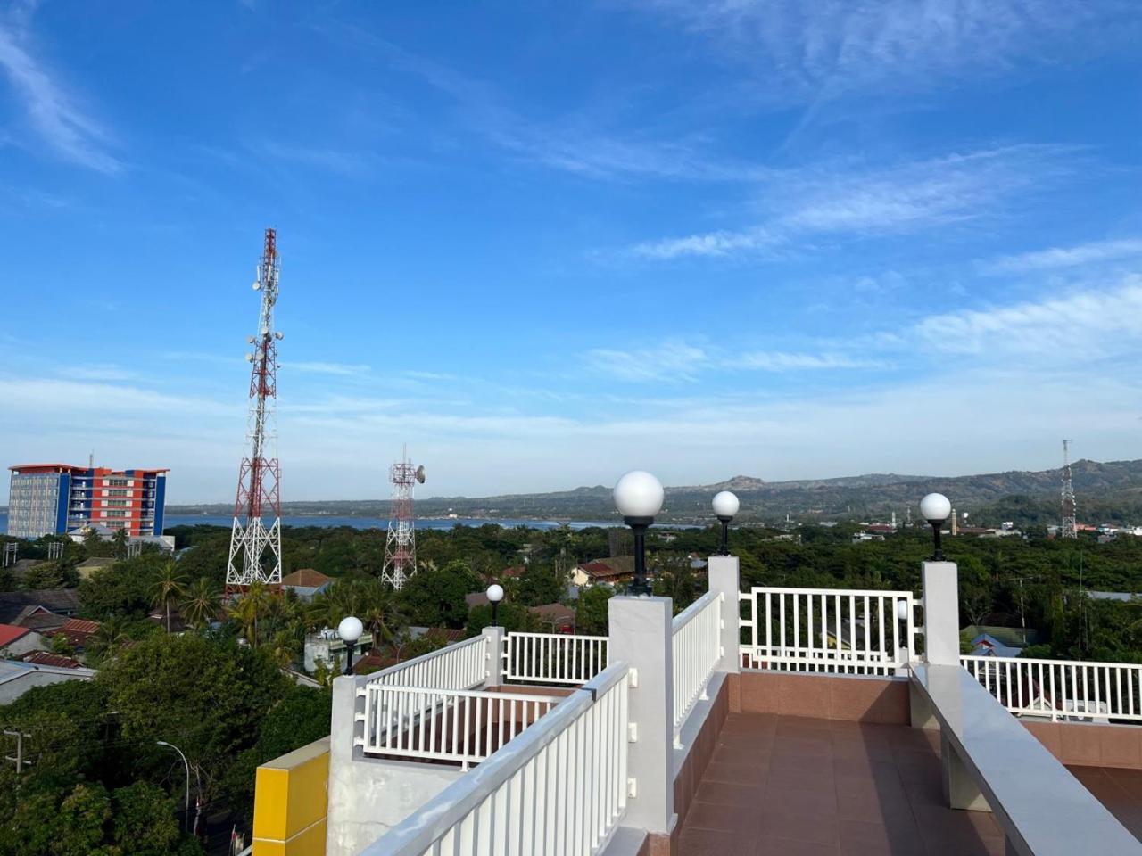 Collection O 90746 Kirei Hotel Bantaeng Exterior foto
