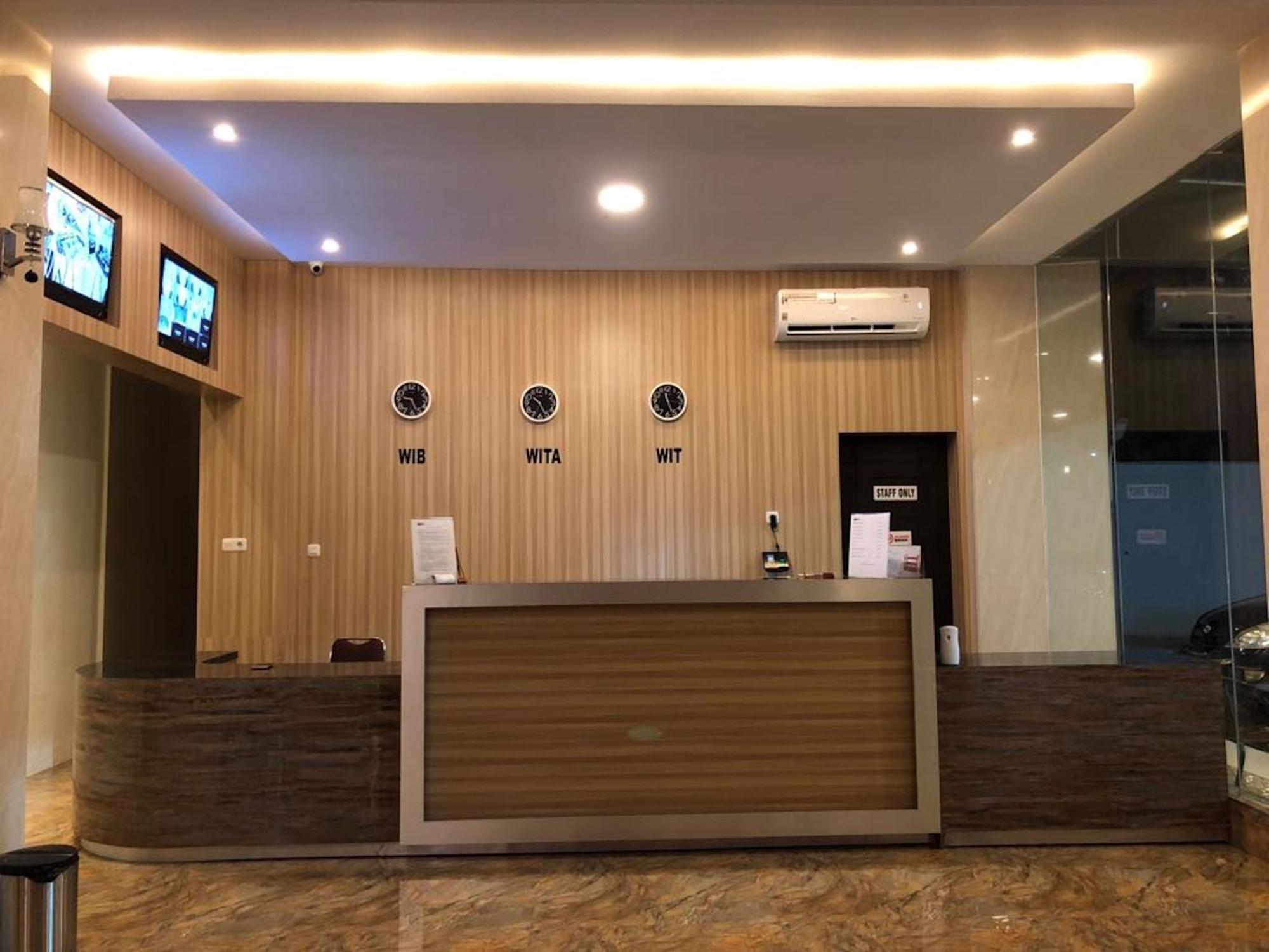 Collection O 90746 Kirei Hotel Bantaeng Exterior foto