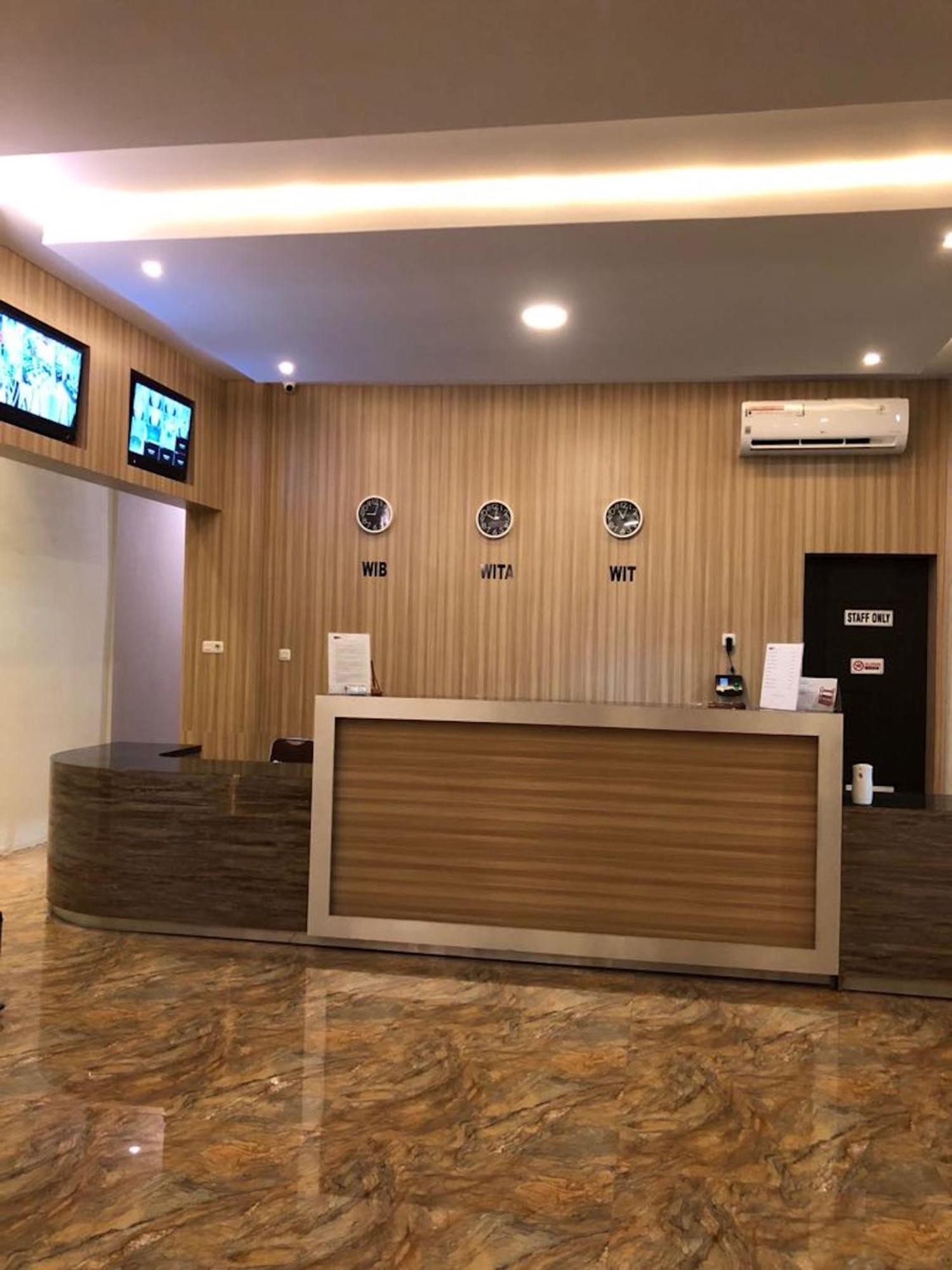 Collection O 90746 Kirei Hotel Bantaeng Exterior foto